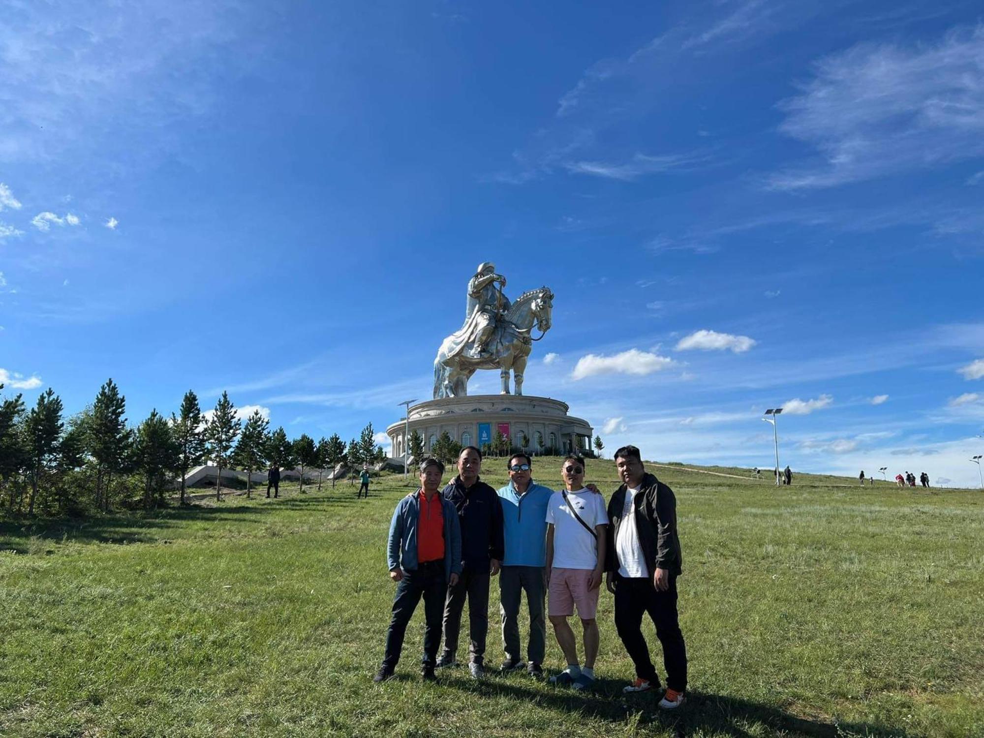Camel Track Guesthouse And Tour Operator Llc Ulaanbaatar Esterno foto